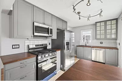 1701 Rose Avenue E, Saint Paul, MN 55106 - Photo 7