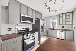 1701 Rose Ave E, Saint Paul, MN 55106 - Photo 7