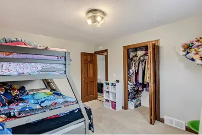 716 11th Avenue E, Alexandria, MN 56308 - Photo 29