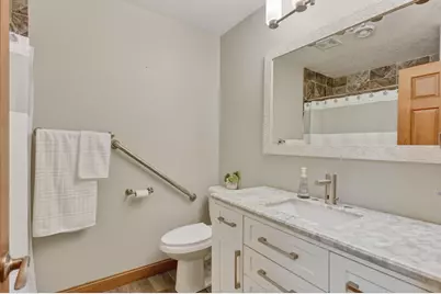 716 11th Avenue E, Alexandria, MN 56308 - Photo 25