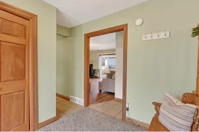 716 11th Avenue E, Alexandria, MN 56308 - Photo 5