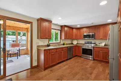 17130 Hemlock Court, Lakeville, MN 55044 - Photo 9