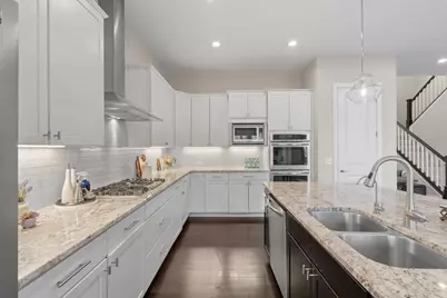 6015 Kimberly Lane N, Plymouth, MN 55446 - Photo 9