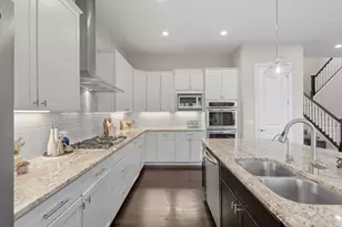 6015 Kimberly Ln N, Plymouth, MN 55446 - Photo 9