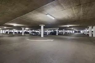 5601 Smetana Dr, Minnetonka, MN 55343 - Photo 17