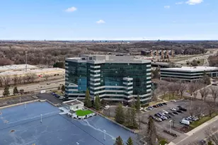 5601 Smetana Dr, Minnetonka, MN 55343 - Photo 19