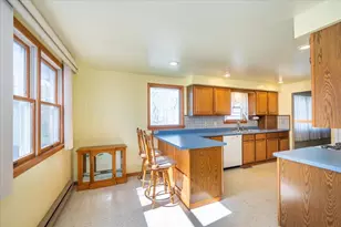 818 Lincoln St, Superior, WI 54880 - Photo 3