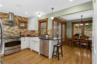 2219 Knapp Street, Saint Paul, MN 55108 - Photo 13