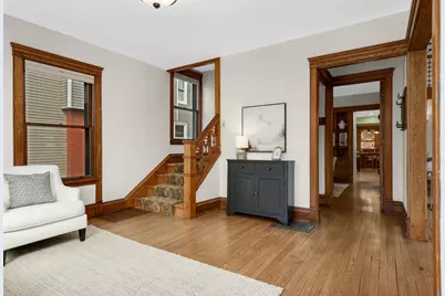 2219 Knapp Street, Saint Paul, MN 55108 - Photo 5