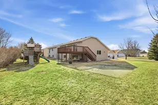 605 Hickory Dr, Saint Joseph, MN 56374 - Photo 29