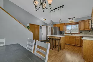 605 Hickory Dr, Saint Joseph, MN 56374 - Photo 9