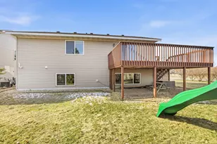 605 Hickory Dr, Saint Joseph, MN 56374 - Photo 27