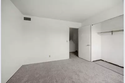 5648 Brookdale Drive N, Brooklyn Park, MN 55443 - Photo 9