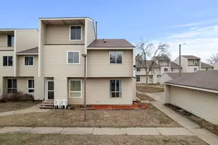 5648 Brookdale Dr N, Brooklyn Park, MN 55443 - Photo 25