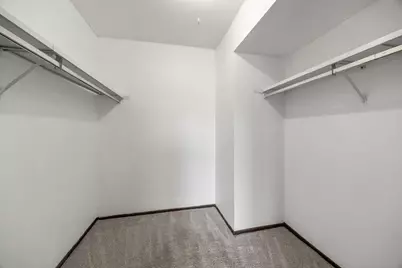 5648 Brookdale Drive N, Brooklyn Park, MN 55443 - Photo 13