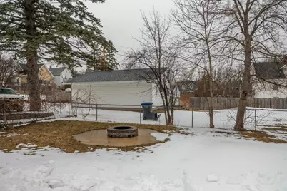 605 E 10th Street, Duluth, MN 55805 - Photo 21