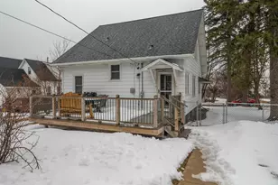 605 E 10th St, Duluth, MN 55805 - Photo 3