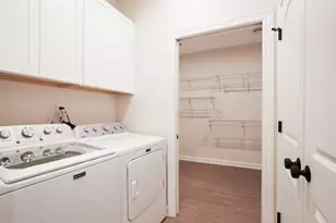 720 S Division St, Roberts, WI 54023 - Photo 31