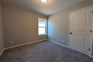 10538 Goodview Ave S, Cottage Grove, MN 55016 - Photo 9