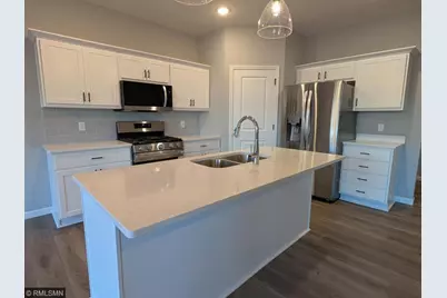 10538 Goodview Avenue S, Cottage Grove, MN 55016 - Photo 5