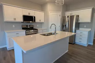 10538 Goodview Ave S, Cottage Grove, MN 55016 - Photo 5