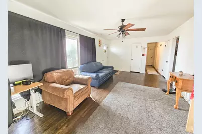 513 E Hollett Street, Tracy, MN 56175 - Photo 3