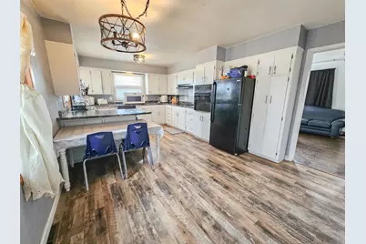 513 E Hollett Street, Tracy, MN 56175 - Photo 5