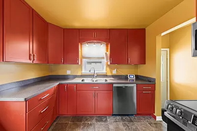 1461 Cascade Street NW, Rochester, MN 55901 - Photo 7