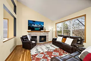 4925 Narcissus Ln N, Plymouth, MN 55446 - Photo 7
