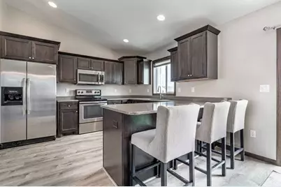1557 Johnson Drive S, Moorhead, MN 56560 - Photo 7