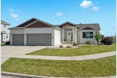 1557 Johnson Drive S, Moorhead, MN 56560 - Photo 37