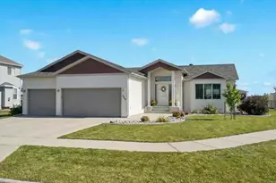 1557 Johnson Dr S, Moorhead, MN 56560 - Photo 37