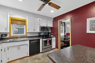 1447 13th Ave NW, Rochester, MN 55901 - Photo 17