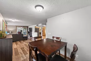 556 53 1/2 Ave NE, Fridley, MN 55421 - Photo 9