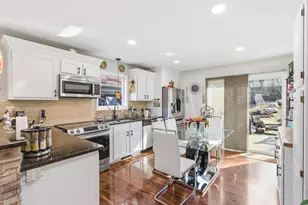 1372 Desoto St, Saint Paul, MN 55130 - Photo 5