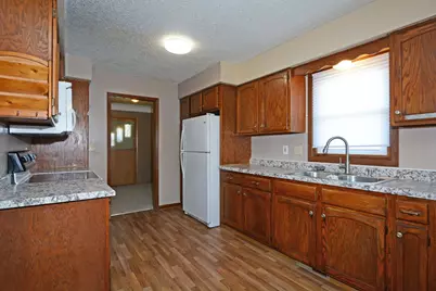 1483 3rd Street E, Saint Paul, MN 55106 - Photo 11