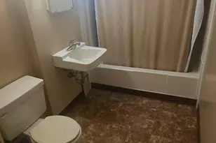 200 5th St SW, Austin, MN 55912 - Photo 35