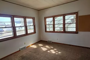 200 5th St SW, Austin, MN 55912 - Photo 45