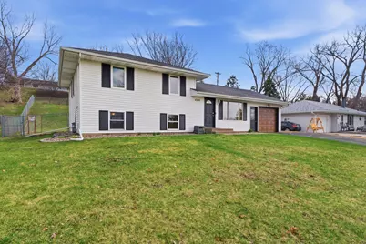 8226 Hillside Trail S, Cottage Grove, MN 55016 - Photo 3