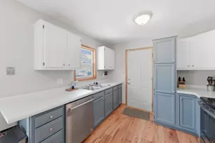 8226 Hillside Trail S, Cottage Grove, MN 55016 - Photo 11