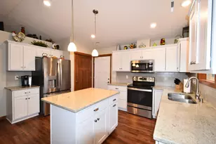 147 Highland Circle, Zumbrota, MN 55992 - Photo 9