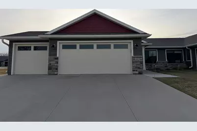 147 Highland Circle, Zumbrota, MN 55992 - Photo 5