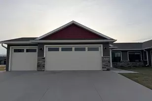 147 Highland Circle, Zumbrota, MN 55992 - Photo 5