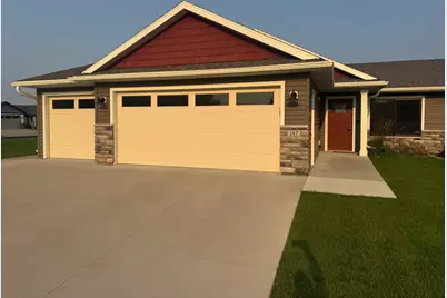 147 Highland Circle, Zumbrota, MN 55992 - Photo 1