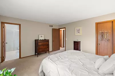 4589 Saddlewood Drive, Minnetonka, MN 55345 - Photo 35