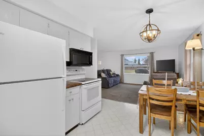 707 W Alcott Avenue, Fergus Falls, MN 56537 - Photo 9