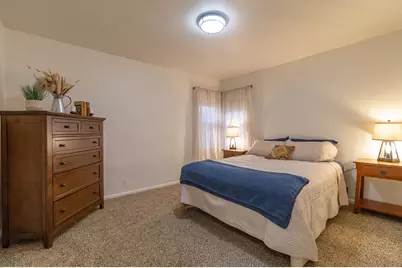 707 W Alcott Avenue, Fergus Falls, MN 56537 - Photo 5