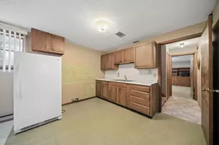 402 E 2nd St N, Truman, MN 56088 - Photo 17