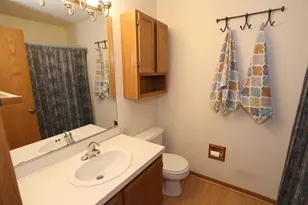 7689 Nicholas Way, Chanhassen, MN 55317 - Photo 9