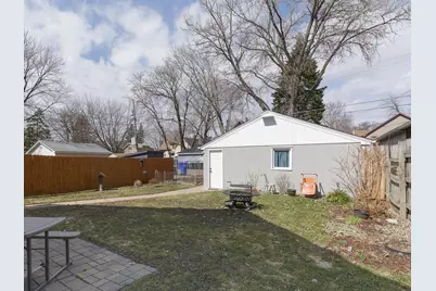 1043 Wilson Avenue, Saint Paul, MN 55106 - Photo 15
